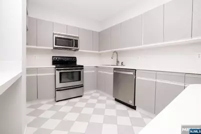 75 Liberty Avenue D19 #D19, Jersey City, NJ 07306 - Photo 12