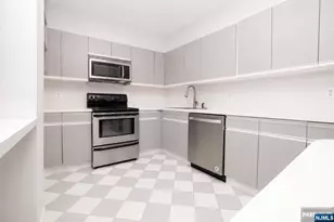 75 Liberty Ave D19, Jersey City, NJ 07306 - Photo 12