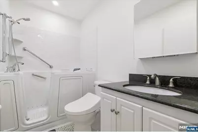 181 Long Hill 6 #6, Little Falls Township, NJ 07424 - Photo 18