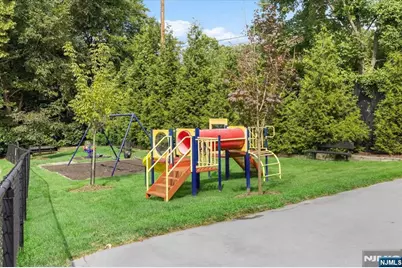 181 Long Hill 6 #6, Little Falls Township, NJ 07424 - Photo 28