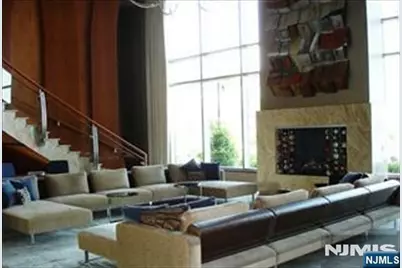 8100 River 615 #615, North Bergen, NJ 07047 - Photo 4