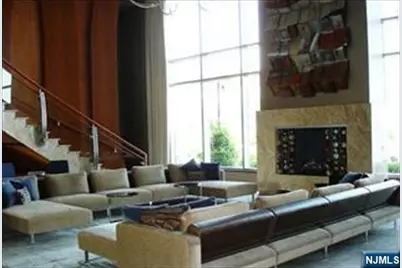 8100 River 615 #615, North Bergen, NJ 07047 - Photo 4