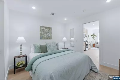 129 69th 305 #305, Guttenberg, NJ 07093 - Photo 10