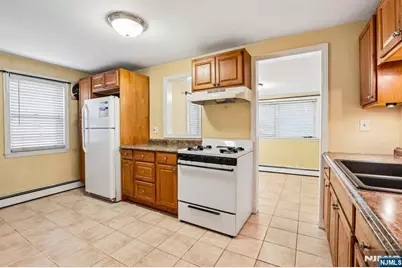 41 Macarthur Avenue, Lodi, NJ 07644 - Photo 18