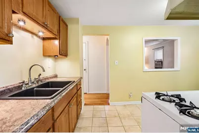 41 Macarthur Avenue, Lodi, NJ 07644 - Photo 16