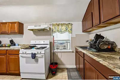 41 Macarthur Avenue, Lodi, NJ 07644 - Photo 22