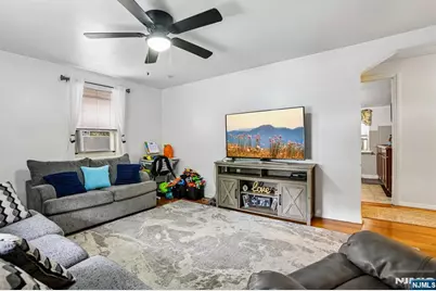 41 Macarthur Avenue, Lodi, NJ 07644 - Photo 14