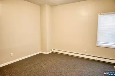 9 Emerson Place, Newark, NJ 07114 - Photo 10