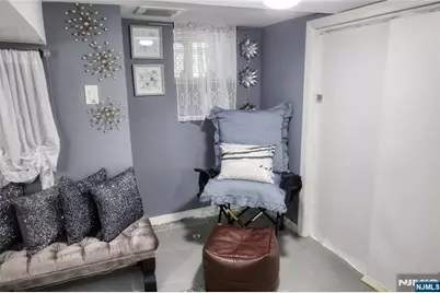 9 Emerson Place, Newark, NJ 07114 - Photo 18