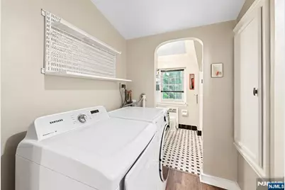 185 E Palisade Avenue D11B #D11B, Englewood, NJ 07631 - Photo 18