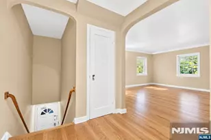 185 E Palisade Ave D11B, Englewood, NJ 07631 - Photo 4