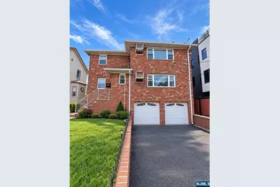 257 Prospect Avenue 2 #2, Cliffside Park, NJ 07010 - Photo 2