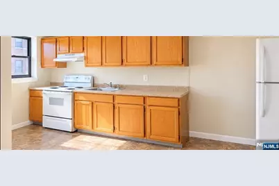 295 Essex Street 295C #295C, Hackensack, NJ 07601 - Photo 4
