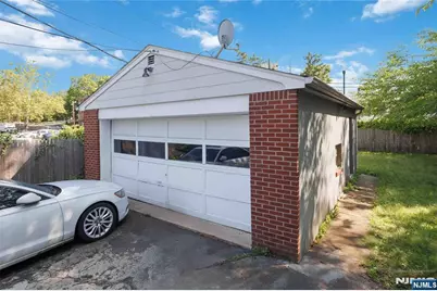 426 Beverly Road, Teaneck Township, NJ 07666 - Photo 28