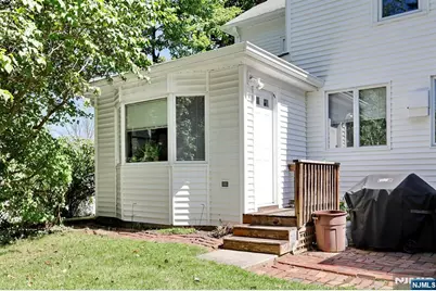 19 S Lyle Avenue, Tenafly, NJ 07670 - Photo 30