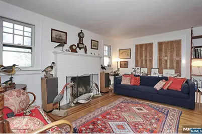 19 S Lyle Avenue, Tenafly, NJ 07670 - Photo 6