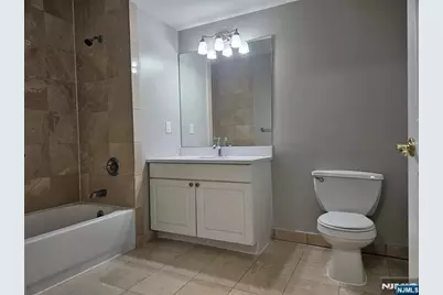 905 River Road 224 #224, Edgewater, NJ 07020 - Photo 12