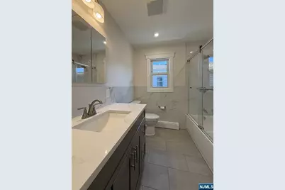 682 Valley Brook Avenue 2 #2, Lyndhurst Township, NJ 07071 - Photo 16