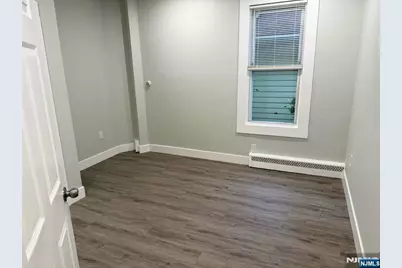 75 Clinton Place 1 #1, Hackensack, NJ 07601 - Photo 4