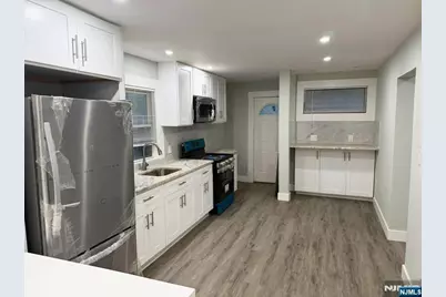 75 Clinton Place 1 #1, Hackensack, NJ 07601 - Photo 6