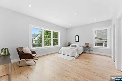 136 N 17th, East Orange, NJ 07017 - Photo 10