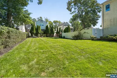 25 Swan, Livingston, NJ 07039 - Photo 1