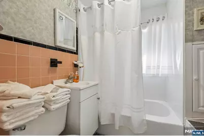 25 Swan, Livingston, NJ 07039 - Photo 22