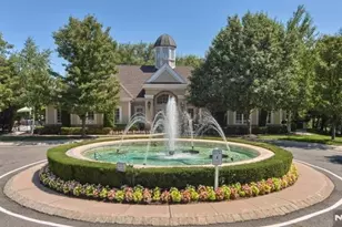 10 Devonshire Dr 141, Clifton, NJ 07013 - Photo 4