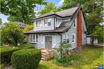 933 Maple Avenue, Ridgefield, NJ 07657 - Photo 1