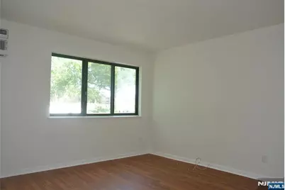 470 Liberty Street 202A #202A, Little Ferry, NJ 07643 - Photo 8