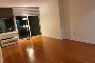 617 Hudson Park 617, Edgewater, NJ 07020 - Photo 2