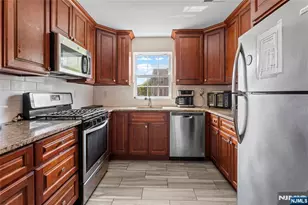 453-455 Washington Street 2, Newark, NJ 07102 - Photo 4