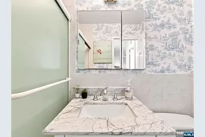 135 Montgomery Street 8B #8B, Jersey City, NJ 07302 - Photo 16