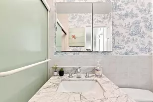 135 Montgomery Street 8B, Jersey City, NJ 07302 - Photo 16