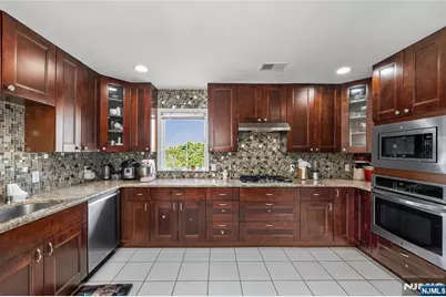 813 Morton Street, East Rutherford, NJ 07073 - Photo 8