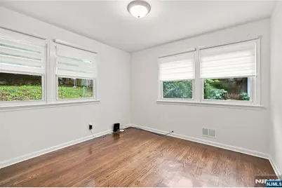 43 Linden Terrace, Leonia, NJ 07605 - Photo 16