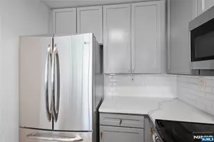 24 Ave At Port Imperial B37, West New York, NJ 07093 - Photo 18