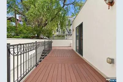113 Willow Avenue 2 #2, Hoboken, NJ 07030 - Photo 36