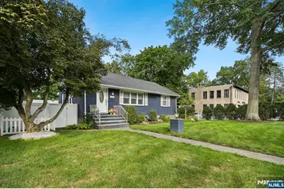 383 Closter Dock Road, Closter, NJ 07624 - Photo 2