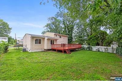 39 Hastings Road, Old Bridge Township, NJ 08857 - Photo 4