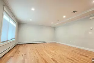 750 E Edgewater Ave 1st Fl, Ridgefield, NJ 07657 - Photo 4