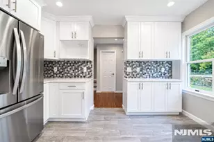 479 Undercliff Ave, Edgewater, NJ 07020 - Photo 4