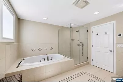 626 Sunderland Road, Teaneck Township, NJ 07666 - Photo 24