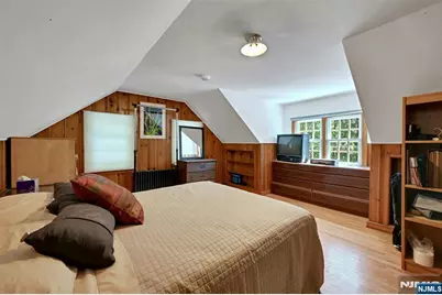 626 Sunderland Road, Teaneck Township, NJ 07666 - Photo 30