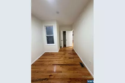 101 Hedden Terrace 1 #1, Newark, NJ 07108 - Photo 4