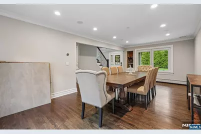 689 Colonial Road, Franklin Lakes, NJ 07417 - Photo 12