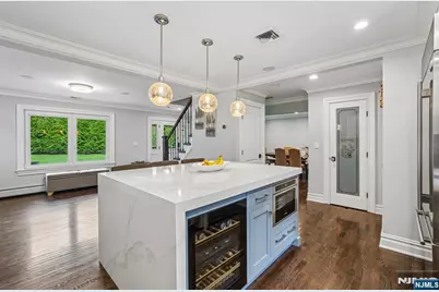 689 Colonial Road, Franklin Lakes, NJ 07417 - Photo 22