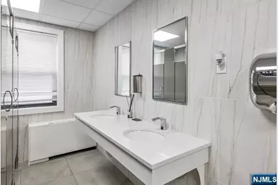 200 S Route 17 200 #200, Mahwah, NJ 07430 - Photo 6