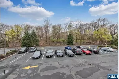 200 S Route 17 200 #200, Mahwah, NJ 07430 - Photo 8