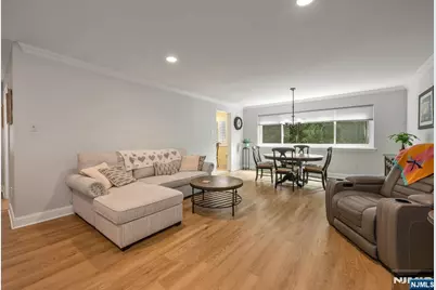 191 Yorktowne Court 191B #191B, Washington Township, NJ 07676 - Photo 18